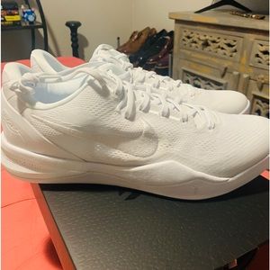 Kobe VIII PROTRO